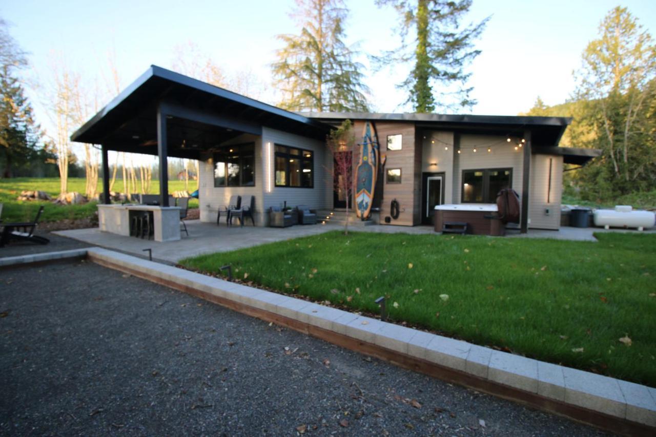 Luxe Lake Cabin Hot Tub Grill Firepit Ev Charger Onalaska ภายนอก รูปภาพ